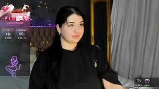 MissMillss - there's a whore sitting there having a nice chat.