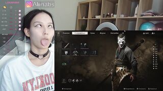 aliiiiiina -  streamer girl plays with a toy and cums from the lovens.