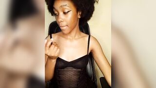 Mysterious_Seductive - Latina with curls dances in front of the camera and shows her ass and her pussies