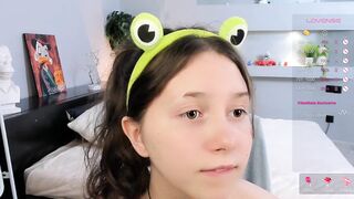 JessiccaLeee -  Charming student with small tits ogles her toes and sweetly communicates