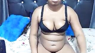 BootyCurvy01 - [Fat mulatto lies on the bed communicating and does not want to undress and show lewdness on camera