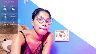 Ebony_beautifull - A mulatto in a sexy panty teases in front of the camera and shows off her sweet pussy