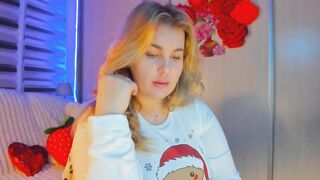 CoraSwon - Blondie in clothes is cute chatting and teasing in front of the camera