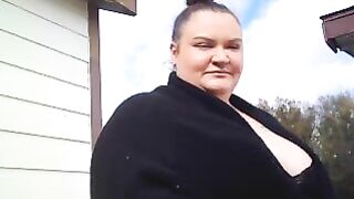 MsWetWetJones - Milf with big tits sweetly chatting and teasing in front of the camera on the street