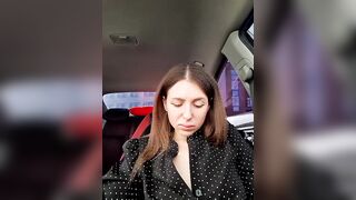 Marii_Ann - Young girl filming herself in the car with lavens in her pussy