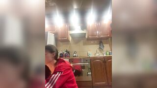 Flossy_Vettie - Young housewife sweetly chatting on camera and cooking food