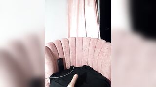 Gabygirl_ - Young babe fucks on a chair with a rubber dick and cums hard