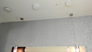 ChristieGarci - Возбужденная блондинка мило болтает и дразнит перед камерой своей очаровательной фигурой