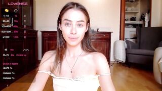 Electra_sexxxy -  a college girl in her underwear chatting and teasing.