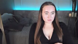 Rebecca_Muse -  girl chatting sweetly