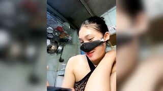 Ly_Coca24 -  cute girl chatting in a chat room