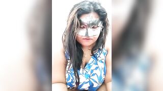 littlequeen77 - masked girl chatting sweetly in a chat room