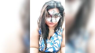 littlequeen77 - masked girl chatting sweetly in a chat room