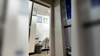 rouse - Рыжеволосая азиатка мило болтает и дразнится перед камерой