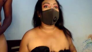 _Cute_ariana_ - Брюнетка-латинка дрочит член своего мужчины своими большими сиськами