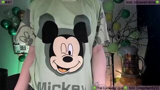 WeirdMe - Малышка в красивом нижнем белье мило болтает и дразнится перед камерой