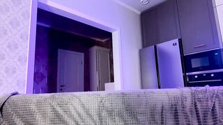 Opskira sexcam, Popular internet personality, Alluring enchantress