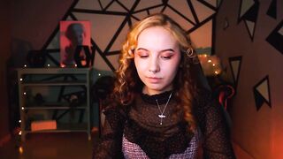 JasmineMilko -  a girl is chatting and smiling.