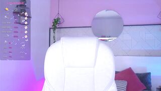 B3llaSpring - lady showing her breasts and chatting and dancing.