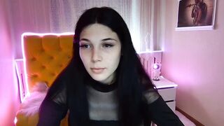 LiyaFrench -  girl chatting and tongue teasing