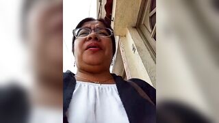 __valentina18 - A milf filming herself on the street and socializing.