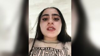 Lili_teen - Young babe with clothes on poses for the camera