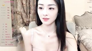 Mia826 - Asian girl is cute in her clothes and doesn't want to take off her clothes