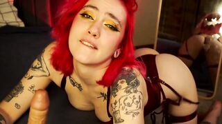 Alex_Fck -Slutty college girl in tattoos having a nice chat.