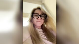 VibroMashulkaDashulka - Porn Video [Bongacams]: sparkling siren, lovely décolletage, sculpted legs