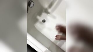 Maryyxy - Porn Video [Bongacams]: mesmerizing booty, charming performer, alluring backside