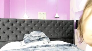 RyanPricee - Porn Video [Bongacams]: curvaceous allure, naked chest, seductive lines