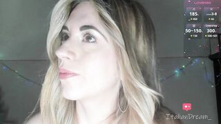 Italian1Dream - Porn Video [Bongacams]: sensational proportions, voluptuous physique, lovely muse