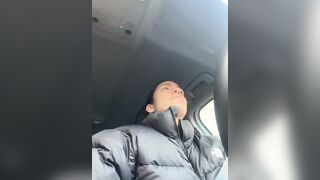 LPetitekim - [baby girl films herself in the car and chats sweetly with the chat