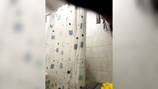 MedsestrichkaLOVE - Young woman poses for the camera in the shower and chats sweetly with the chat