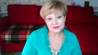 Nance_Margie - Milf sits and chats and doesn't want to undress in front of the camera, she's shy