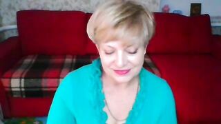 Nance_Margie - Milf sits and chats and doesn't want to undress in front of the camera, she's shy