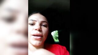 Mommy-Hot - Young lady poses in front of the camera in the car and chats sweetly with the chat