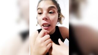 mariamac420 -A young girl with big tits sits chatting and teasing in front of the camera.