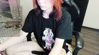 Kimiko__ - charming student teases in front of the camera and wants to earn more money for a new chair