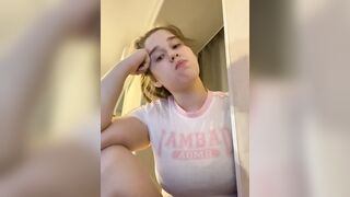 HornyGirlH - [The student communicates nicely and is shy to open her mouth in front of the camera