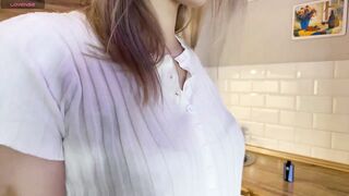 EileenHarve_ - Student shows off her stretching talents in the kitchen and has a nice chat