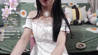 Yuna-biebie - [young Asian girl sweetly chatting and teasing in front of the camera