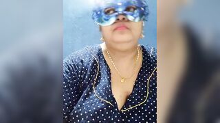 tamilthanushri - Lush milf in clothes sits chatting and does not want to undress and show her big tits