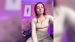 Sophie_LS - [young babe sweetly chatting and teasing in front of the camera in her clothes