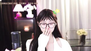 Ocean--Lili - cute asian girl cutely chats and teases in front of the camera