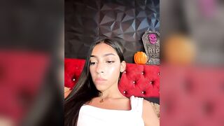 Ema_azel - Mulatto in a beautiful dress sweetly chats and teases in front of the camera