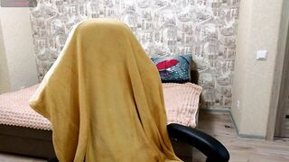 beril_kiss- - The student has a nice conversation and is shy about undressing in front of the camera