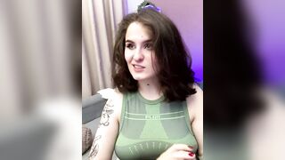 CattleyaV - Young babe with clothes on is having a nice chat.