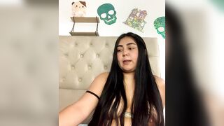 dulce_cloe_ -Mulatto teases the camera with her sweet figure