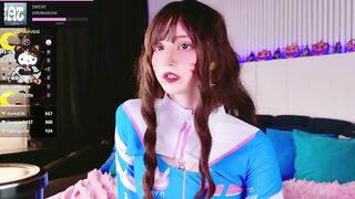 SophiaSawami - A little girl in a cosplay costume is having a cute conversation.